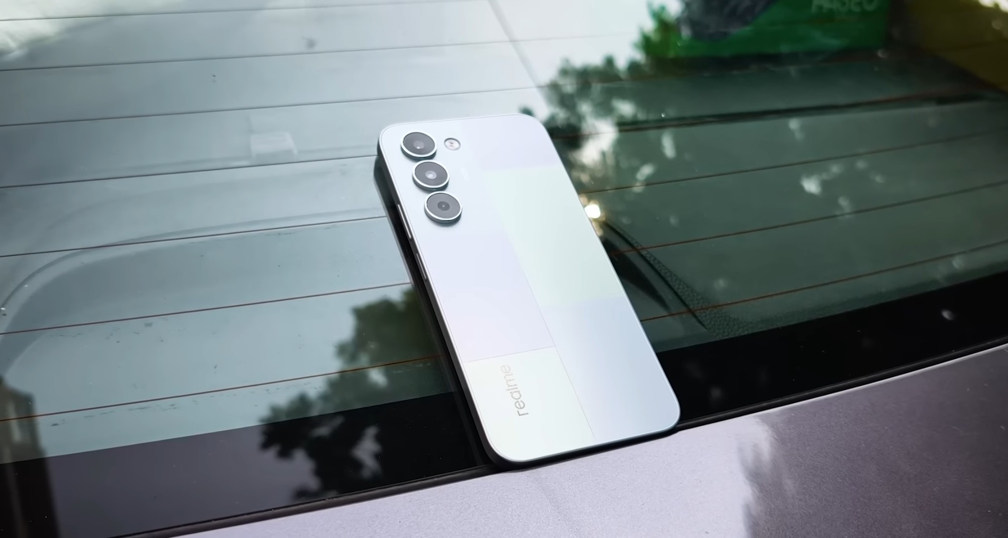 Realme P4 Lite 5G: 15,000 से कम कीमत वाला 5G फ़ोन, जो एक ज़बरदस्त 7000mAh बैटरी और 144Hz स्क्रीन से लैस है।